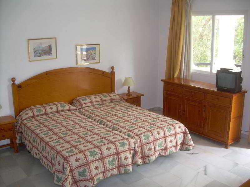 Apartamentos Jardines Del Gamonal Málaga Kültér fotó